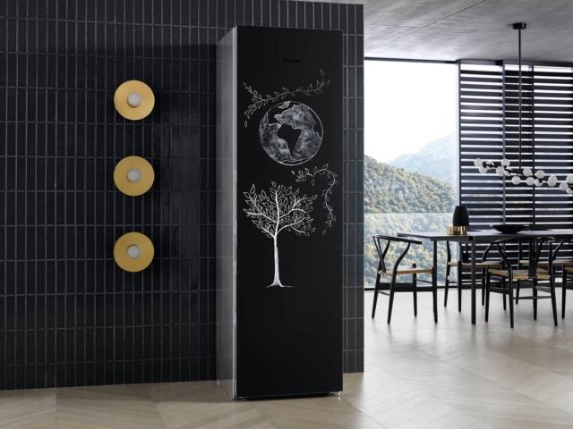 congelatore verticale FNS 28463 di Miele chiuso congelatore verticale FNS 28463 di Miele chiuso