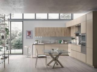cucina moderna ante lisce Lounge Venetacucine laccato beige ecru opaco tiglio silver dek a L cucina moderna ante lisce Lounge Venetacucine laccato beige ecru opaco tiglio silver dek a L