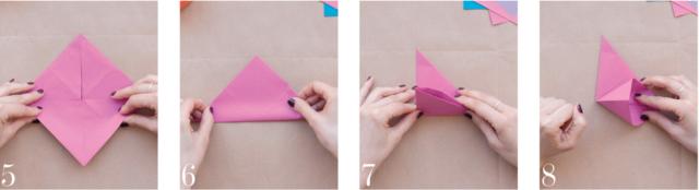 5-6) Piegare a metà il quadrato, ottenendo un triangolo
7) Piegare a metà il triangolo creando un angolo di 90°
8) Con l’indice schiacciare il lato verticale facendolo collassare, appiattendolo. 5-6) Piegare a metà il quadrato, ottenendo un triangolo
7) Piegare a metà il triangolo creando un angolo di 90°
8) Con l’indice schiacciare il lato verticale facendolo collassare, appiattendolo.