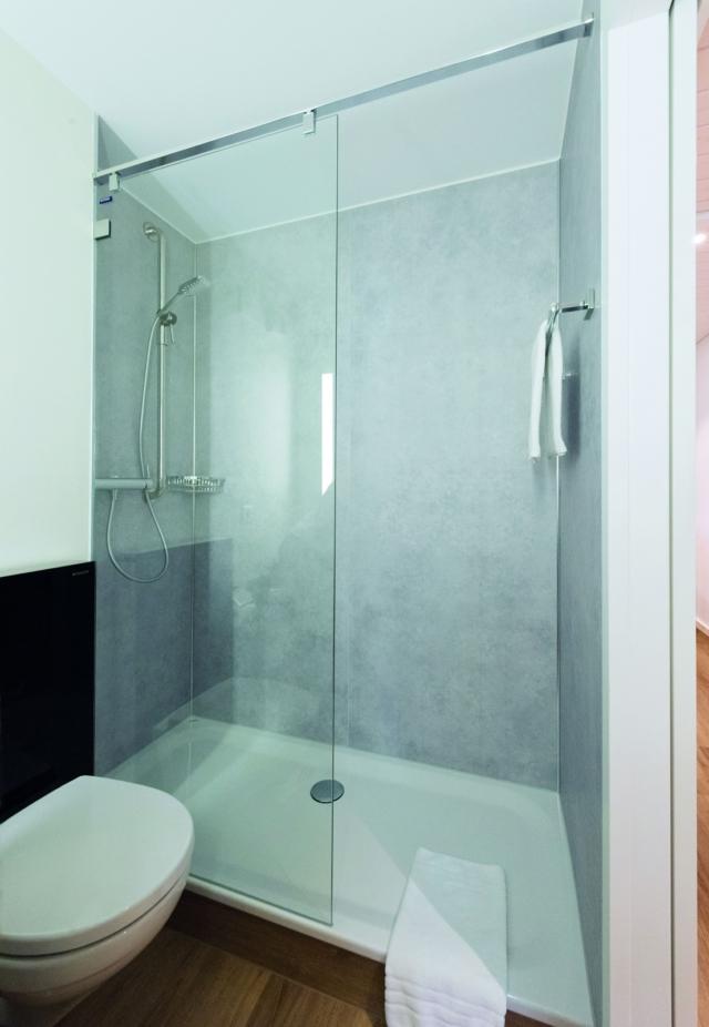 parete doccia in vetro da 8 mm Collection 2 di Duscholux priva di profili per soluzione box doccia walk-in parete doccia in vetro da 8 mm Collection 2 di Duscholux priva di profili per soluzione box doccia walk-in