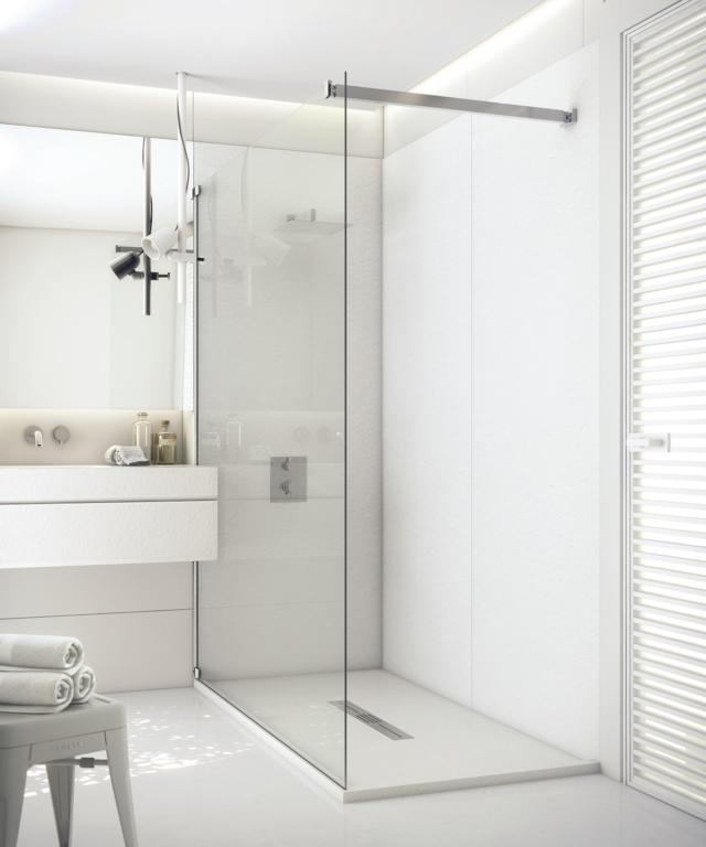 bagno con doccia che ha sostituito vasca grazie al supporto estensibile SEP SYSTEM di Fiora bagno con doccia che ha sostituito vasca grazie al supporto estensibile SEP SYSTEM di Fiora
