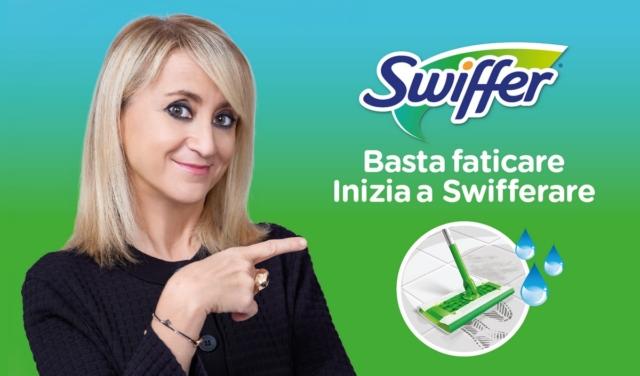 Luciana Littizzetto, testimonial di Swiffer Lavapavimenti del marchio Procter & Gamble per le pulizie di casa tra i prodotti rientranti nella promozione “Ora Riparti da Te”. Luciana Littizzetto, testimonial di Swiffer Lavapavimenti del marchio Procter & Gamble per le pulizie di casa tra i prodotti rientranti nella promozione “Ora Riparti da Te”.