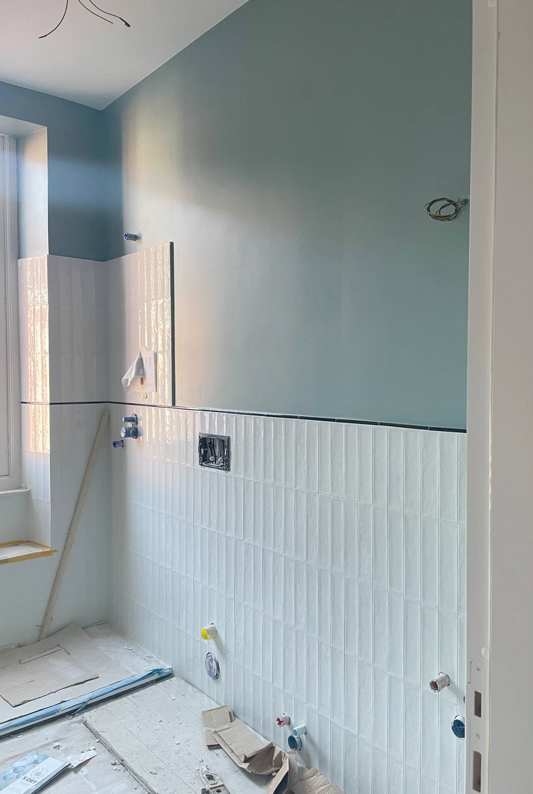 Cantiere, piastrelle che "salgono" in doccia Cantiere, piastrelle che "salgono" in doccia