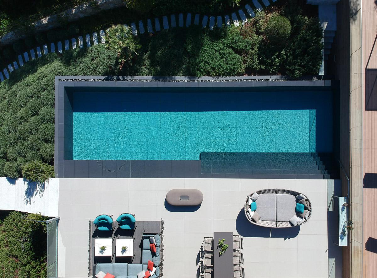 Document Fearless Fantastic Pavimentazione da esterno: cosa scegliere a bordo piscina