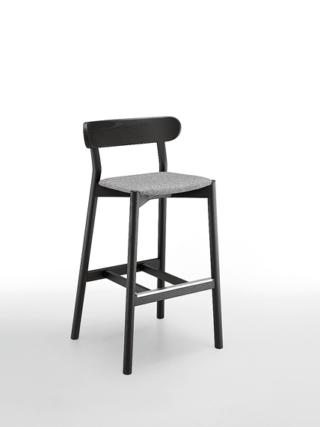 sgabello cucina nero rivestito in pelle similpelle tessuto montera midj sgabello cucina nero rivestito in pelle similpelle tessuto montera midj