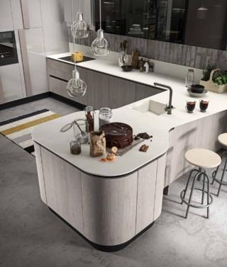 cucina con penisola erika aran cucine ante lpl rovere cipria colonne pet grigio beton cucina con penisola erika aran cucine ante lpl rovere cipria colonne pet grigio beton