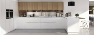 cucina con penisola telero euromobil ante vetro laccato bianco cucina con penisola telero euromobil ante vetro laccato bianco
