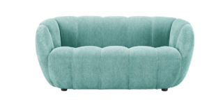 Astrea di Roche Bobois
(www.roche-bobois.com) in abete
massello e multistrato di pino ha seduta
e schienale in poliuretano, sospensioni
a cinghie elastiche e rivestimento
in tessuto Chroma. Misura L 151 x
P 80 x H 68 cm e costa 2.840 euro. Astrea di Roche Bobois
(www.roche-bobois.com) in abete
massello e multistrato di pino ha seduta
e schienale in poliuretano, sospensioni
a cinghie elastiche e rivestimento
in tessuto Chroma. Misura L 151 x
P 80 x H 68 cm e costa 2.840 euro.