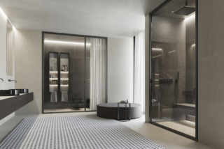 Il box doccia Domino di Vismaravetro, design Castiglia Associati, è nato per semplificare la complessità progettuale, senza rinunciare alla qualità e alla visione architettonica che da sempre contraddistingue l’azienda. Con soli quattro elementi base (due porte a battente e a bilico e due pannelli
fissi) dà vita a una moltitudine di configurazioni possibili. Può essere installato a soffitto, attraverso un profilo dedicato, oppure a un’altezza libera in modalità autoportante. Le porte a battente possono aprirsi verso l’esterno o verso l’interno; quelle a bilico, grazie al perno decentrato, permettono un passaggio più ampio, anche in configurazioni dalle dimensioni importanti. www.vismaravetro.it Il box doccia Domino di Vismaravetro, design Castiglia Associati, è nato per semplificare la complessità progettuale, senza rinunciare alla qualità e alla visione architettonica che da sempre contraddistingue l’azienda. Con soli quattro elementi base (due porte a battente e a bilico e due pannelli
fissi) dà vita a una moltitudine di configurazioni possibili. Può essere installato a soffitto, attraverso un profilo dedicato, oppure a un’altezza libera in modalità autoportante. Le porte a battente possono aprirsi verso l’esterno o verso l’interno; quelle a bilico, grazie al perno decentrato, permettono un passaggio più ampio, anche in configurazioni dalle dimensioni importanti. www.vismaravetro.it