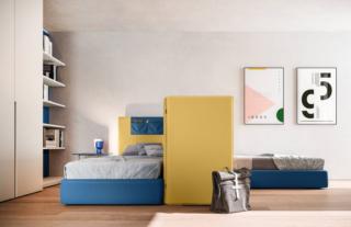 I pannelli imbottiti di Labyrinth di Zalf con tessuto Creta, dotati di una comoda tasca porta oggetti, sono elementi di separazione e decorazione che permettono di dividere la cameretta dando vita a zone “private” per ogni fratello. Sono disponibili in tre formati e rivestiti in tessuto o ecopelle sfoderabile. La composizione isola letti e pannelli misura L 390 x H 259,2 cm. Prezzo 5.019 euro. www.zalf.com I pannelli imbottiti di Labyrinth di Zalf con tessuto Creta, dotati di una comoda tasca porta oggetti, sono elementi di separazione e decorazione che permettono di dividere la cameretta dando vita a zone “private” per ogni fratello. Sono disponibili in tre formati e rivestiti in tessuto o ecopelle sfoderabile. La composizione isola letti e pannelli misura L 390 x H 259,2 cm. Prezzo 5.019 euro. www.zalf.com