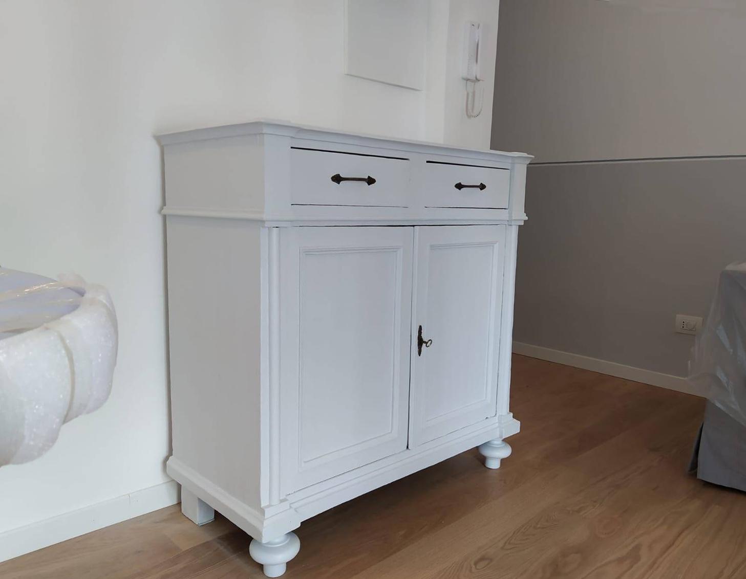 vernice bianca per legno  Dipingere i mobili della cucina, Verniciare  mobili fai da te, Mobili in laminato
