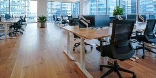 Detergente specifico per pavimenti in legno Detergente specifico per pavimenti in legno