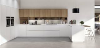 cucina forma L telero euromobil ante vetro laccato bianco ottico opaco pensili rovere piano snack cucina forma L telero euromobil ante vetro laccato bianco ottico opaco pensili rovere piano snack