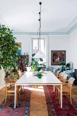 Soffitto con stucchi bicolor