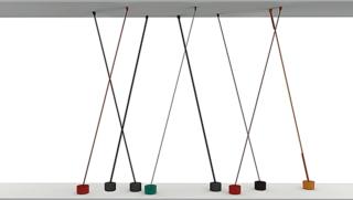 Lampade da terra Elastica di Martinelli Luce (www.martinelliluce.it) Lampade da terra Elastica di Martinelli Luce (www.martinelliluce.it)