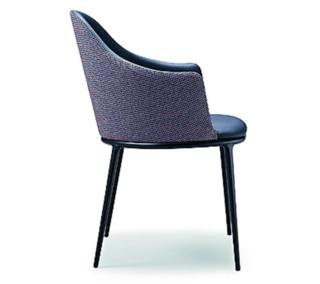 Sedia Lea di Midj (www.midj.com) Sedia Lea di Midj (www.midj.com)