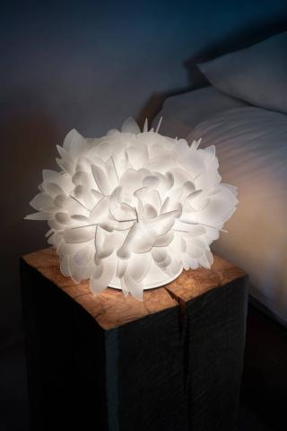camera invernale lampada tavolo veli foliage table slamp opalflex bianco camera invernale lampada tavolo veli foliage table slamp opalflex bianco
