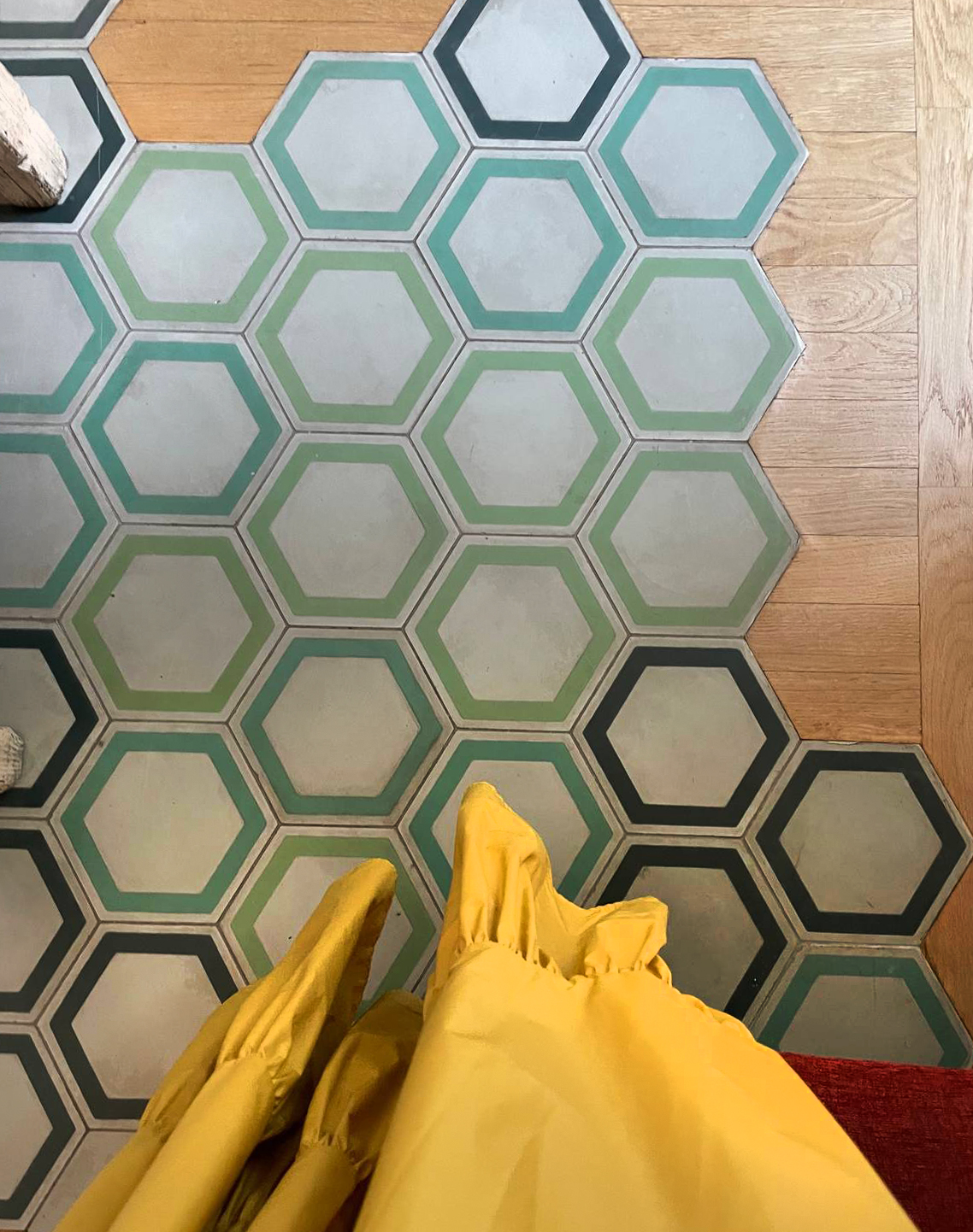 Cementine e parquet, innesto irregolare Cementine e parquet, innesto irregolare