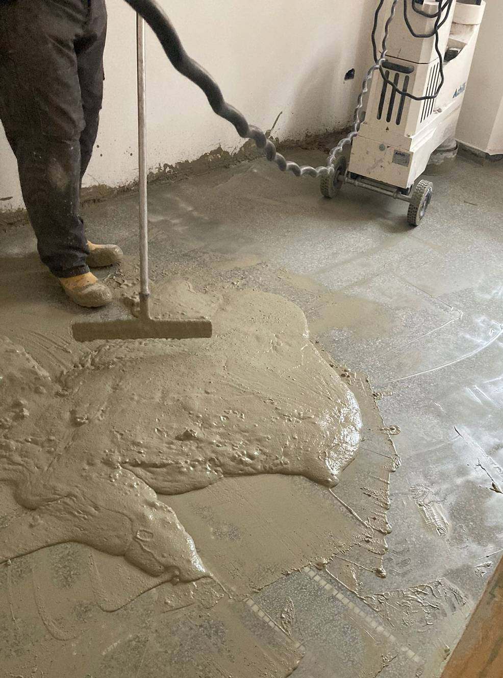 levigatura in corso levigatura in corso