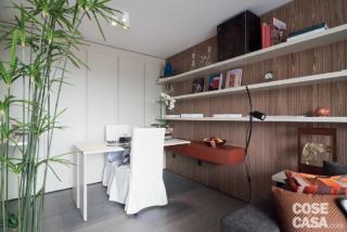 tavolo pranzo casa ricavata da garage, monolocale-depandance vista lago, progetto A. Castrignano tavolo pranzo casa ricavata da garage, monolocale-depandance vista lago, progetto A. Castrignano