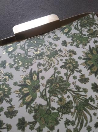 Scegliete una carta da regalo o stampate un’immagine in formato A3