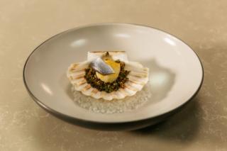 cappasanta gratinata al panettone di Davide Oldani per Samsung cappasanta gratinata al panettone di Davide Oldani per Samsung