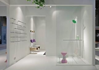 Doccia Albero di Ceramica Flaminia (www.ceramicaflaminia.com). Doccia Albero di Ceramica Flaminia (www.ceramicaflaminia.com).