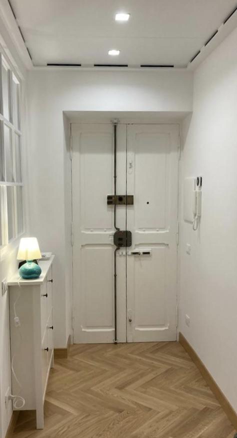 Vista verso la porta