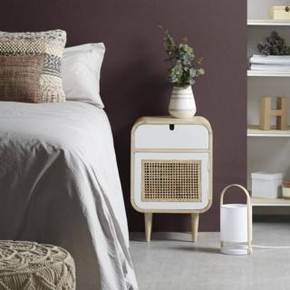 comodino camera letto anta mdf laccato opaco bianco inserto bambu georg kave home struttura mango massiccio comodino camera letto anta mdf laccato opaco bianco inserto bambu georg kave home struttura mango massiccio