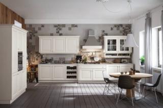Il modello Pavese di Veneta Cucine, che racchiude tutto il fascino della tradizione, ha le ante delle basi in legno di Frassino Laccato Bianco che si aprono per mezzo dei pomoli Sasso. Si articola in due elementi, una zona lineare con i fuochi, la cappa a camino e il lavello, e una laterale, una armadiatura che contiene anche gli elettrodomestici. I pensili in vetro trasparente alleggeriscono la composizione. Una base da 60 cm costa 290 euro. www.venetacucine.com Il modello Pavese di Veneta Cucine, che racchiude tutto il fascino della tradizione, ha le ante delle basi in legno di Frassino Laccato Bianco che si aprono per mezzo dei pomoli Sasso. Si articola in due elementi, una zona lineare con i fuochi, la cappa a camino e il lavello, e una laterale, una armadiatura che contiene anche gli elettrodomestici. I pensili in vetro trasparente alleggeriscono la composizione. Una base da 60 cm costa 290 euro. www.venetacucine.com
