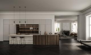 Effetto optical per l'isola della composizione sartoriale Twins di Key Cucine che alterna le basi in legno Rovere Gold tagliato a tutta altezza, con apertura superiore pulita, a quelle in pregiato marmo Travertino. L'armadiatura a parete, che contiene gli elettrodomestici, ha le ante scorrevoli in alluminio a struttura alveare che garantisce una grande resistenza e leggerezza, laccati opaco con una particolare tecnica sabbia che li rende morbidi al tatto e maniglie a scomparsa. Prezzo su richiesta.  www.keycucine.com Effetto optical per l'isola della composizione sartoriale Twins di Key Cucine che alterna le basi in legno Rovere Gold tagliato a tutta altezza, con apertura superiore pulita, a quelle in pregiato marmo Travertino. L'armadiatura a parete, che contiene gli elettrodomestici, ha le ante scorrevoli in alluminio a struttura alveare che garantisce una grande resistenza e leggerezza, laccati opaco con una particolare tecnica sabbia che li rende morbidi al tatto e maniglie a scomparsa. Prezzo su richiesta.  www.keycucine.com