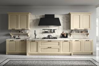 Classica e accogliente la composizione Emma di Arredo3 rappresenta l’ideale del focolare tradizionale. Gli arredi sono realizzati in pregiato legno tinta decapé avorio che illumina l'ambiente, Il top a spessore maggiorato e lo schienale in Dekton Entzo effetto marmo, la trasformano in un ambiente senza tempo. Le cornici chiudono in alto pensili e colonne; le lesene sorreggono il piano aggiuntivo vicino ai forni. Prezzo su richiesta. www.arredo3.it Classica e accogliente la composizione Emma di Arredo3 rappresenta l’ideale del focolare tradizionale. Gli arredi sono realizzati in pregiato legno tinta decapé avorio che illumina l'ambiente, Il top a spessore maggiorato e lo schienale in Dekton Entzo effetto marmo, la trasformano in un ambiente senza tempo. Le cornici chiudono in alto pensili e colonne; le lesene sorreggono il piano aggiuntivo vicino ai forni. Prezzo su richiesta. www.arredo3.it