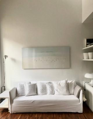 Divano bianco su bianco Divano bianco su bianco