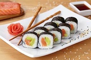 sushi sostenibile con alghe sushi sostenibile con alghe
