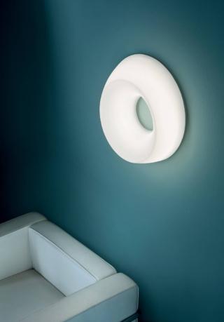applique diffusore forma irregolare polietilene bianco oblix linea light group applique diffusore forma irregolare polietilene bianco oblix linea light group