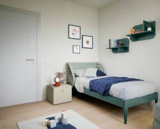 Il comodino Base di Nidi, che può essere collocato a terra o sospeso, è realizzato in laminato disponibile in numerose varianti di colore; è dotato di un'anta con il grande pomolo Woody per l'apertura. La forma compatta lo rende adatto alla camera dei ragazzi. Misura L 45,5 x P 45 x H 39,5 cm. Prezzo a partire da162 euro + IVA. www.nidi.it Il comodino Base di Nidi, che può essere collocato a terra o sospeso, è realizzato in laminato disponibile in numerose varianti di colore; è dotato di un'anta con il grande pomolo Woody per l'apertura. La forma compatta lo rende adatto alla camera dei ragazzi. Misura L 45,5 x P 45 x H 39,5 cm. Prezzo a partire da162 euro + IVA. www.nidi.it