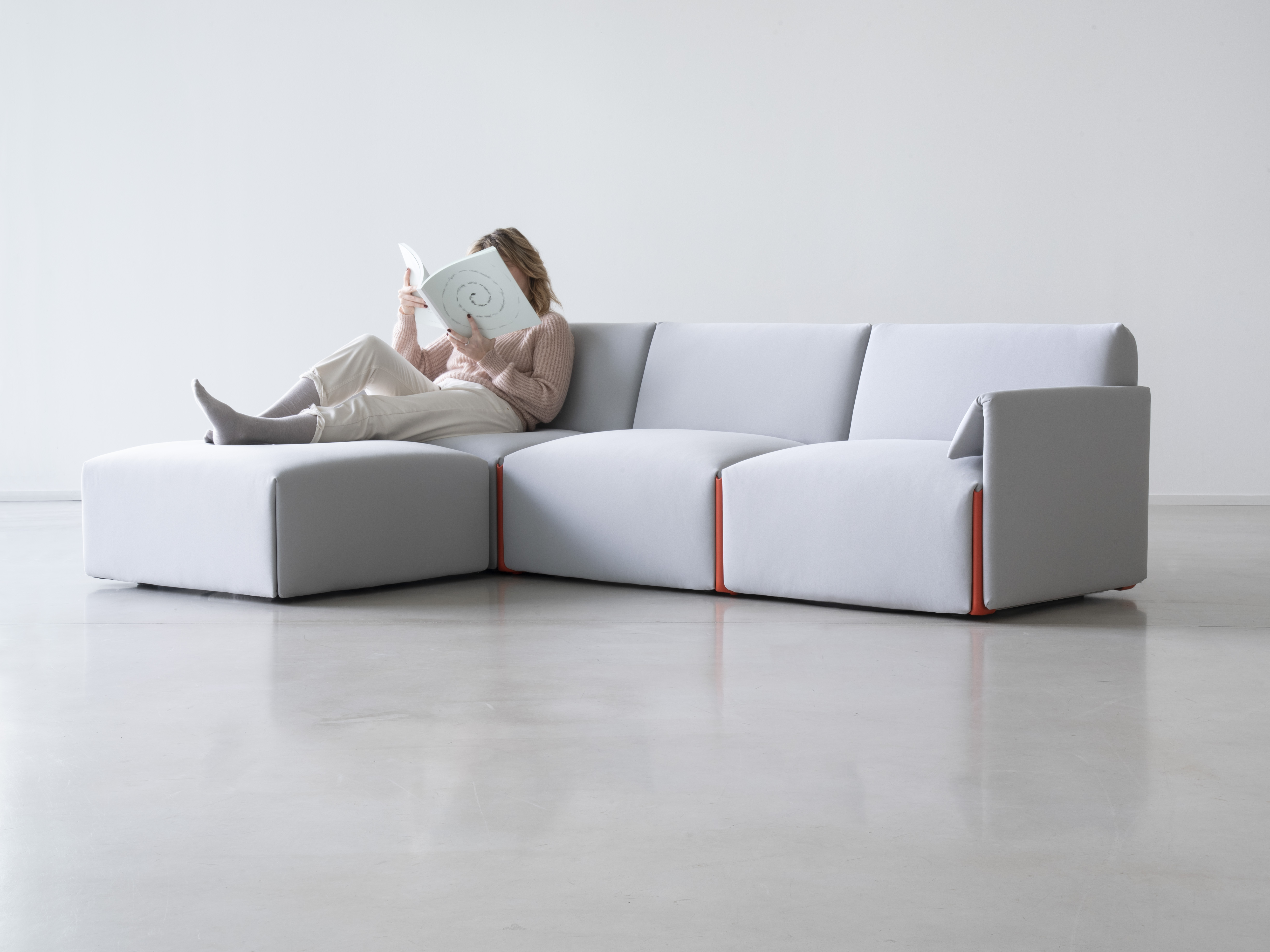 magis costume divano tre posti con chaise longue