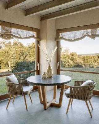 tavolo rotondo piano terrazzo nero gambe massello acacia esterno shanelle kave home tavolo rotondo piano terrazzo nero gambe massello acacia esterno shanelle kave home
