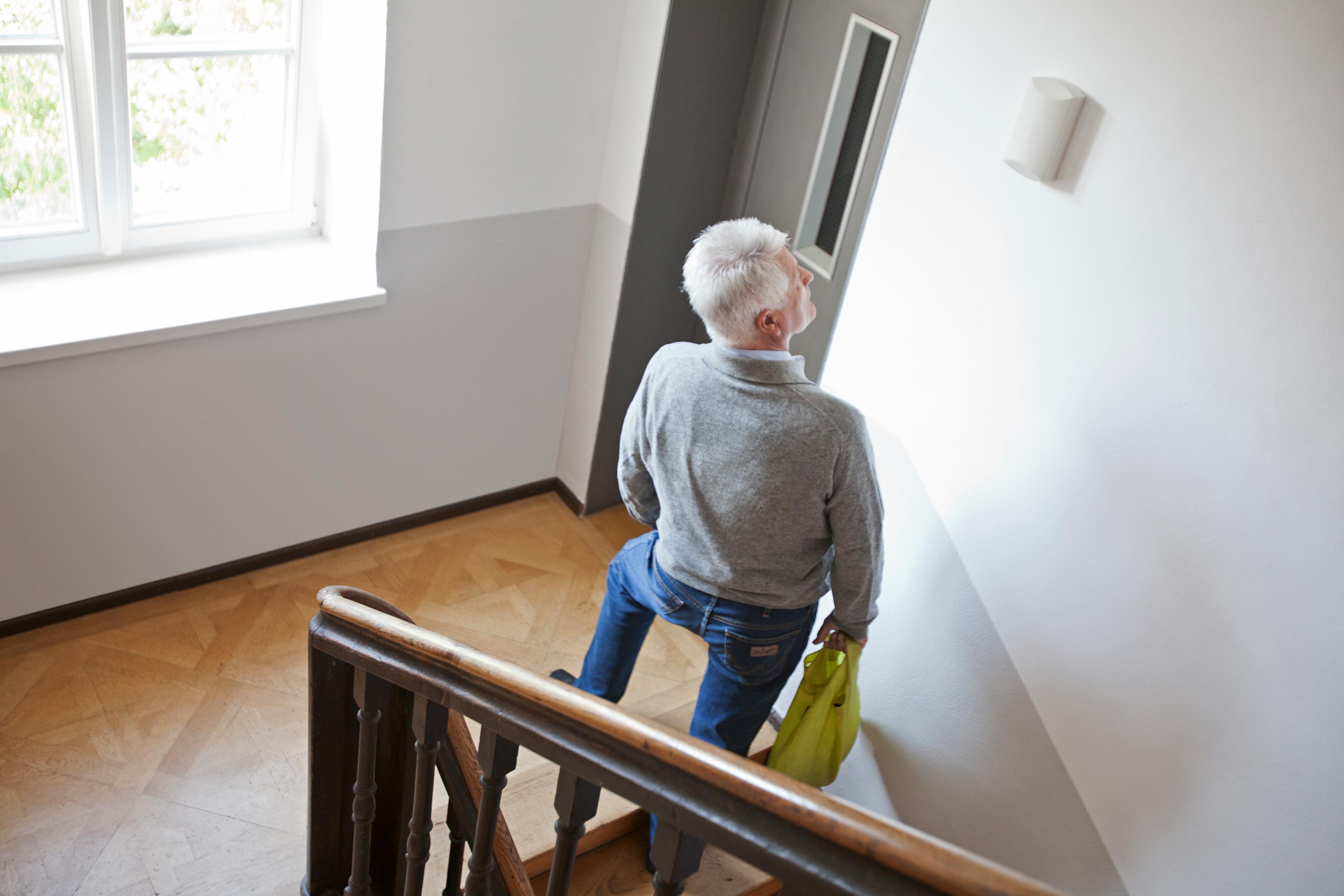 La centralina ista è il cuore del sistema radio  che permette ai prodotti ista e ai sistemi di lettura e controllo di dialogare tra di loro La centralina ista è il cuore del sistema radio  che permette ai prodotti ista e ai sistemi di lettura e controllo di dialogare tra di loro