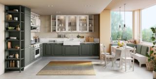 Una forma a L per la cucina Grace di Creo Kitchens che ha uno stile classico reso contemporaneo dal colore verde cinabro delle ante in frassino laccato poro aperto con maniglie dal sapore retrò in metallo nella finitura argento antico; il top è in quarzo H2 Oyster opaco finitura Metropolis. I pensili  hanno le ante in frassino laccato bianco camelia a poro aperto e in vetro con la barra a led che illumina le mensole sopra la zona cottura e e mensole. Un modulo base da 60 cm con due cestoni senza top, prezzo 438 euro + IVA. www.creokitchens.it Una forma a L per la cucina Grace di Creo Kitchens che ha uno stile classico reso contemporaneo dal colore verde cinabro delle ante in frassino laccato poro aperto con maniglie dal sapore retrò in metallo nella finitura argento antico; il top è in quarzo H2 Oyster opaco finitura Metropolis. I pensili  hanno le ante in frassino laccato bianco camelia a poro aperto e in vetro con la barra a led che illumina le mensole sopra la zona cottura e e mensole. Un modulo base da 60 cm con due cestoni senza top, prezzo 438 euro + IVA. www.creokitchens.it
