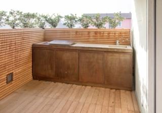 zona cottura outdoor cucina completa lamiera acciaio corten ossidato top pietra vicenza taglia&cuoci artena design zona cottura outdoor cucina completa lamiera acciaio corten ossidato top pietra vicenza taglia&cuoci artena design