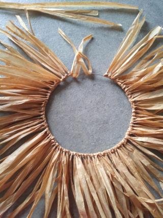 Rivestite completamente la sagoma di ferro.