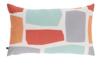 cuscino colorato decorativo fantasia rettangolare fodera tessuto poliestere calantina kave home cuscino colorato decorativo fantasia rettangolare fodera tessuto poliestere calantina kave home