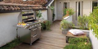 Barbecue e piastre elettriche per la grigliata casalinga, o in balcone o in terrazzo