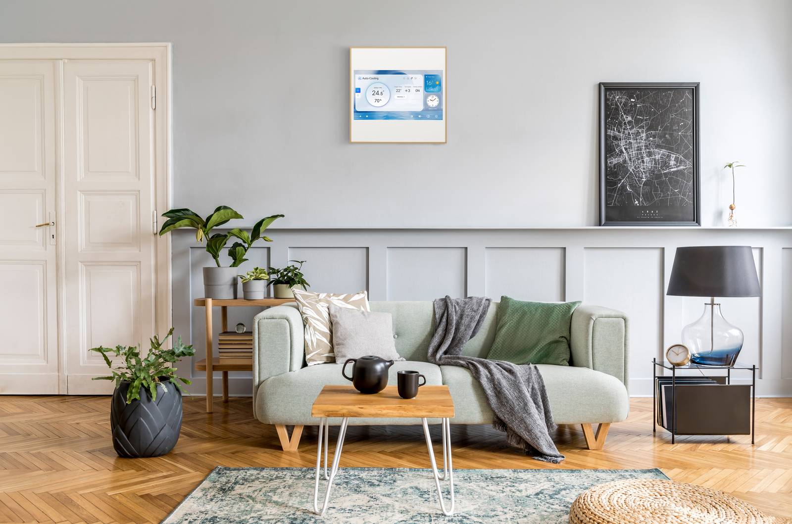 LG ARTCOOL Gallery™ con display LCD 27” Full HD integrato e personalizzabile con app ThinQ è il connubio perfetto di design e tecnologia. È infatti dotato di uno schermo Full HD 27” che permette di riprodurre le proprie immagini o video preferiti, sfruttando anche due speaker integrati da 5 watt ciascuno: diventa così difficile notare quale è il climatizzatore appeso alla parete. Con il telecomando o l’app LG ThinQTM, è possibile scegliere da una galleria di 55 immagini, sfondi animati e opere famose, oppure selezionare fino a 20 foto sul proprio smartphone. Quando non utilizzato per la riproduzione di foto o video, il display permette di visualizzare una dashboard con informazioni utili come ora e meteo. È in classe energetica A++ per il raffrescamento e A+ per il riscaldamento. Misura L 77 x P 30 x H 54,5 cm. Prezzo da rivenditore. www.lg.com/it