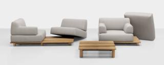 Il divano modulare outdoor Palco di Kristalia, design Sam Hecht e Kim Colin, è composto da una pedana a doghe in tek con base in metallo e da grandi elementi imbottiti che permettono di dare vita ad infinite configurazioni per vivere lo spazio esterno liberi da vincoli e in modo contemporaneo. www.kristalia.it Il divano modulare outdoor Palco di Kristalia, design Sam Hecht e Kim Colin, è composto da una pedana a doghe in tek con base in metallo e da grandi elementi imbottiti che permettono di dare vita ad infinite configurazioni per vivere lo spazio esterno liberi da vincoli e in modo contemporaneo. www.kristalia.it