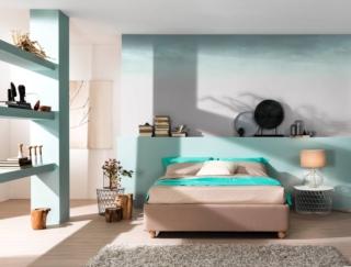 Una solida struttura a doghe di faggio per il letto contenitore sommier di Perdormire con il telaio in ferro: è disponibile in numerosi formati ed è personalizzabile in base alle esigenze del cliente scegliendo tra infinite combinazioni di rivestimenti, colori, piedini e reti. Misura L 172 x P 207 x H 42 cm. Prezzo a partire da 449 euro. www.perdormire.it