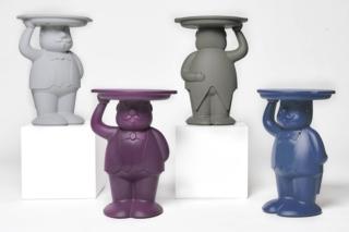 Il tavolino Ambrogio di Slide, design Favaretto & Partners, è completamente realizzato in materiale plastico interamente riciclato proveniente dal Tetrapak, un misto di EcoAllene e polietilene riciclabile. Può essere usato sia in casa sia all'aperto perchè non teme gli agenti atmosferici; è disponibile in quattro varianti di colore. Misura L 42,5 x P 38,5 x H 60 cm. www.slidedesign.it Il tavolino Ambrogio di Slide, design Favaretto & Partners, è completamente realizzato in materiale plastico interamente riciclato proveniente dal Tetrapak, un misto di EcoAllene e polietilene riciclabile. Può essere usato sia in casa sia all'aperto perchè non teme gli agenti atmosferici; è disponibile in quattro varianti di colore. Misura L 42,5 x P 38,5 x H 60 cm. www.slidedesign.it