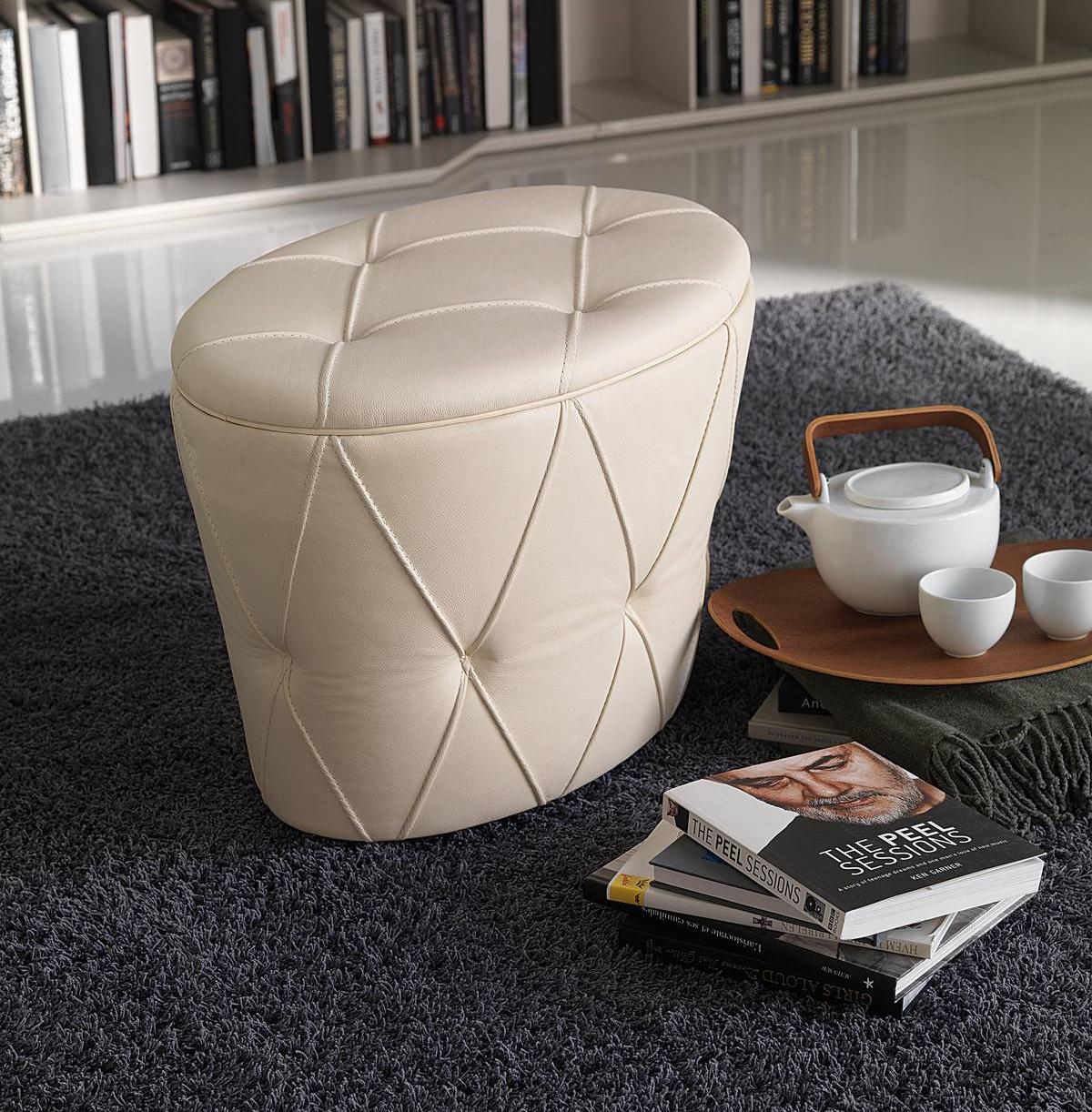 Pouf capitonné quadrato in pelle