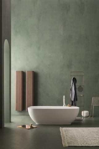 Da centro stanza o installabile a parete, la vasca Soft 2 della collezione Suede di Cerasa, ha un lato più largo (14 cm), utile come spazio d’appoggio. È realizzata in Tecnoril® bianco opaco, materiale solid surface a base di idrossido di alluminio e resina acrilica, resistente a urti e shock termici. Non ingiallisce, non è poroso, la superficie è naturale e trasmette una sensazione piacevole al tatto. Misura L 176 x P 72 x H 52 cm. Prezzo 5.463 euro + Iva. www.cerasa.it Da centro stanza o installabile a parete, la vasca Soft 2 della collezione Suede di Cerasa, ha un lato più largo (14 cm), utile come spazio d’appoggio. È realizzata in Tecnoril® bianco opaco, materiale solid surface a base di idrossido di alluminio e resina acrilica, resistente a urti e shock termici. Non ingiallisce, non è poroso, la superficie è naturale e trasmette una sensazione piacevole al tatto. Misura L 176 x P 72 x H 52 cm. Prezzo 5.463 euro + Iva. www.cerasa.it